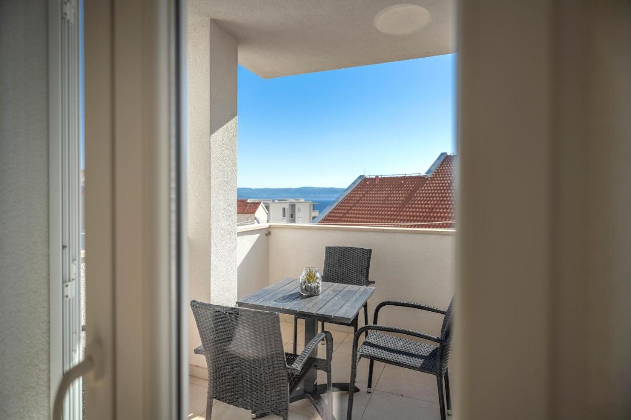Apartments Mistral Bol Exterior photo