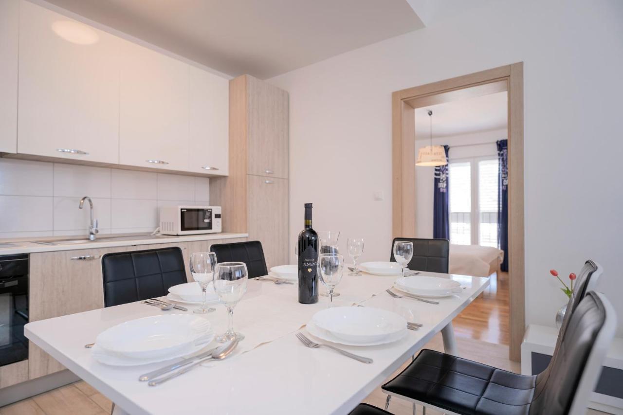 Apartments Mistral Bol Exterior photo