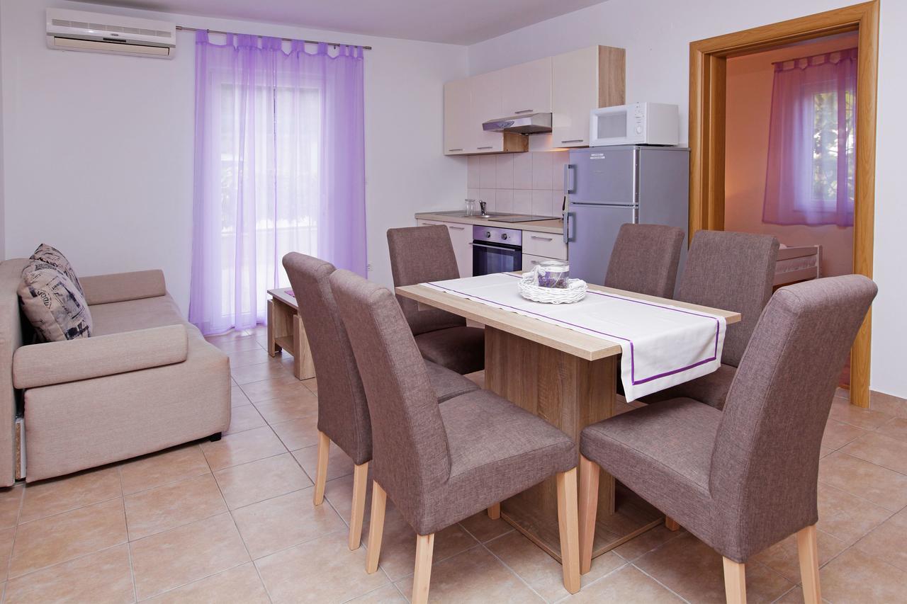 Apartments Mistral Bol Exterior photo