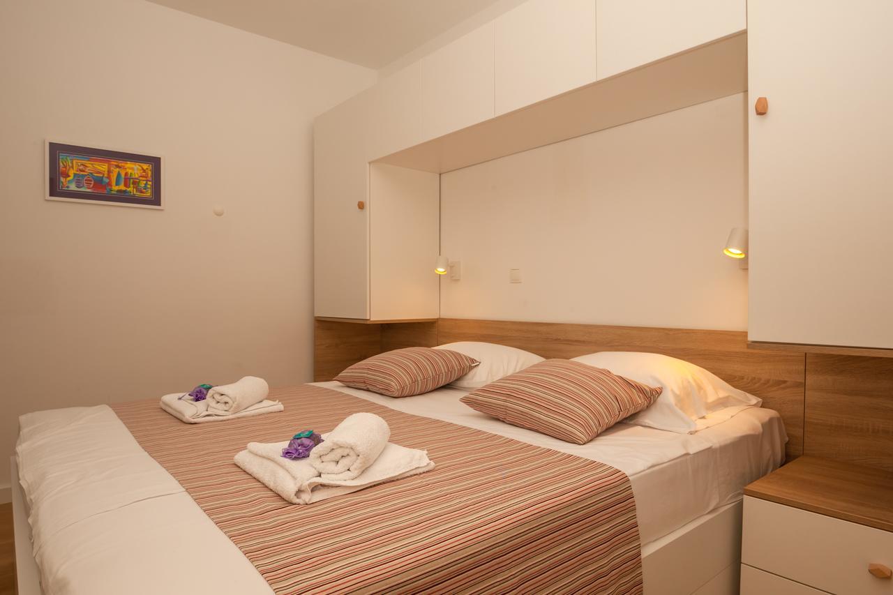 Apartments Mistral Bol Exterior photo