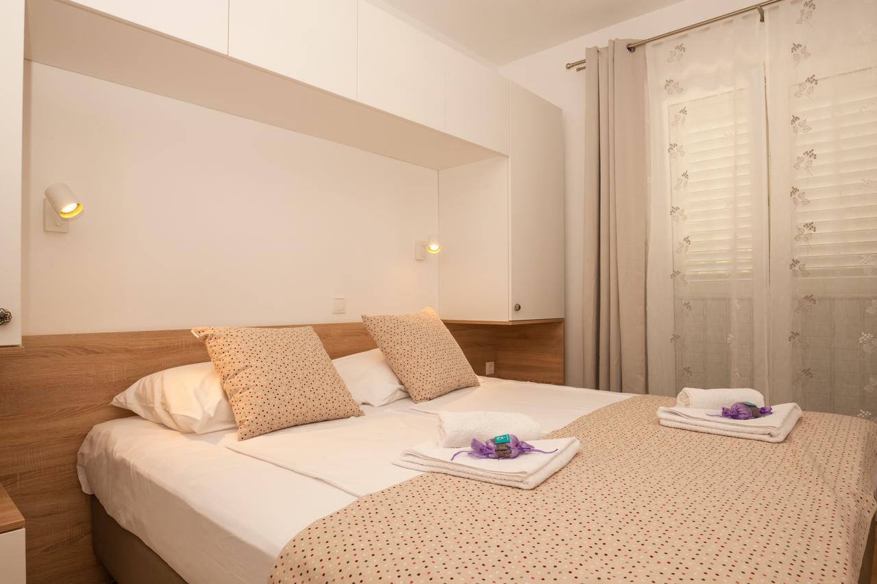 Apartments Mistral Bol Exterior photo
