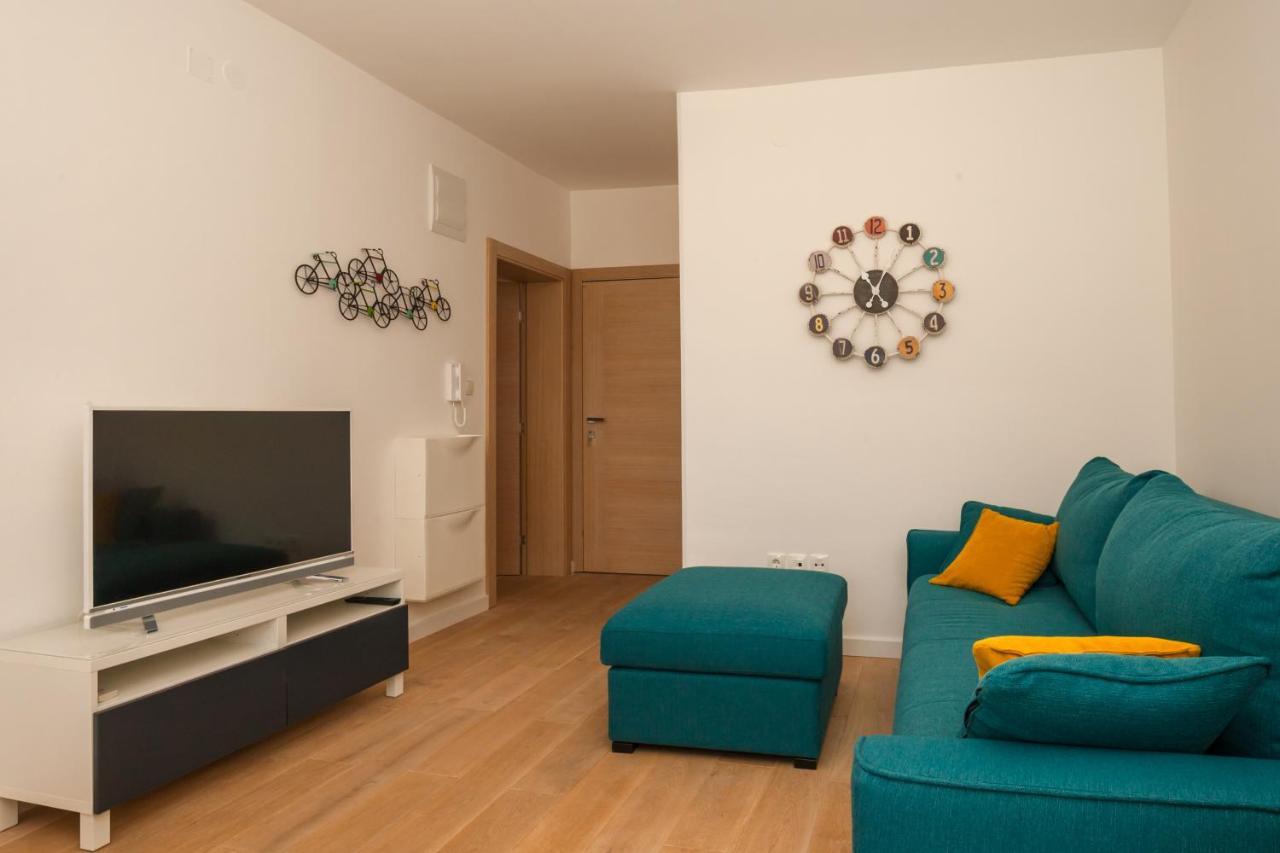 Apartments Mistral Bol Exterior photo