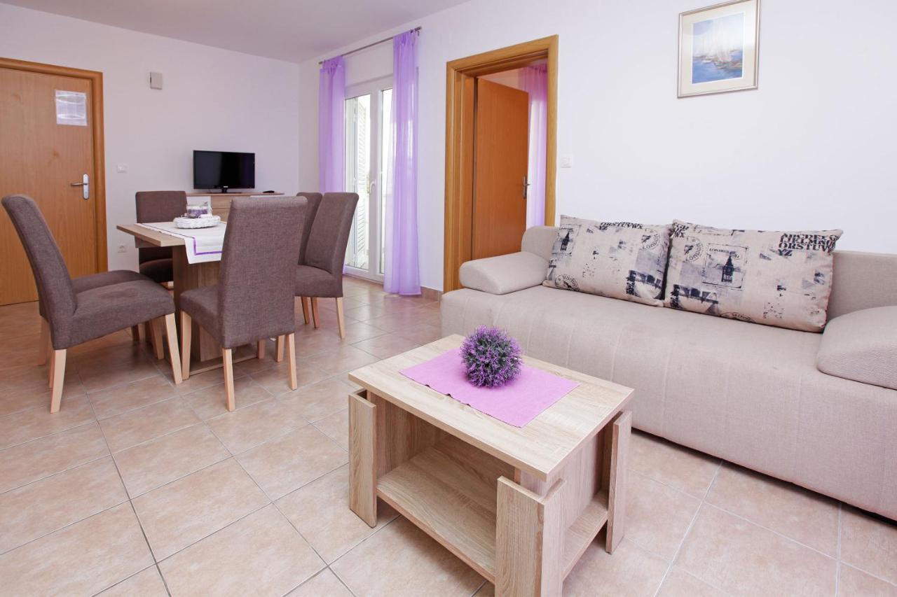 Apartments Mistral Bol Exterior photo